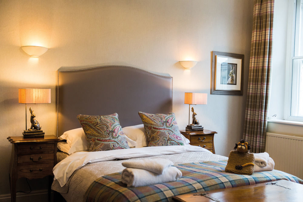 Hotel The Golden Lion At Settle Extérieur photo